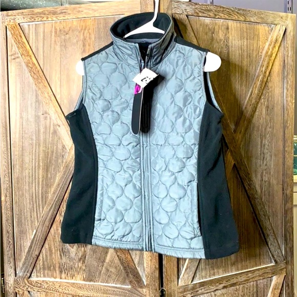 Puffer and fleece Vest NWT - Picture 1 of 5